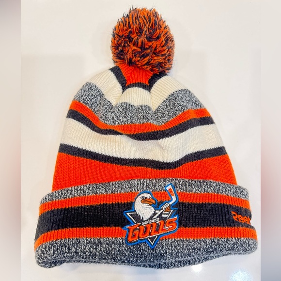San Diego Gulls x Reebok AHL Hockey Team Beanie - OS - Picture 1 of 8